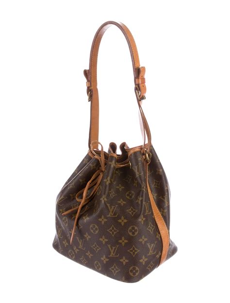 louis vuitton petit noe bag.